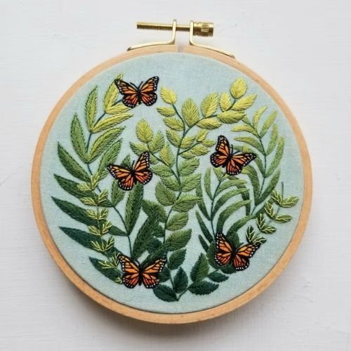 Farfalla ricamo a mano design di JessLongEmbroidery su Etsy