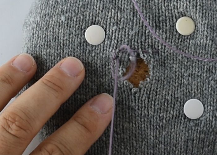 Scotch darning stitch mending tutorial step 2 image